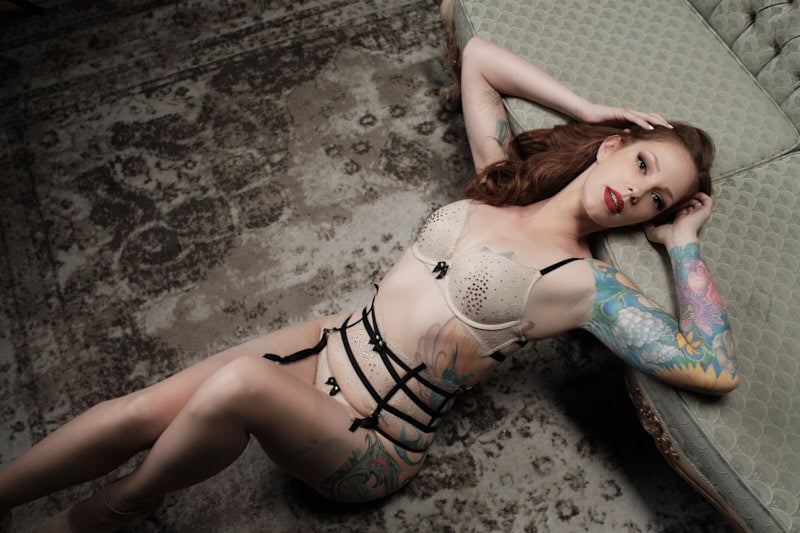 tattoos toronto boudoir studio vintage redhead pose